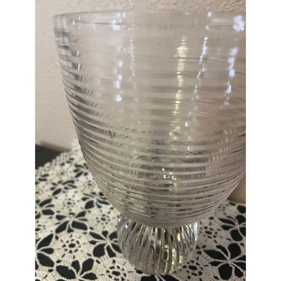 Unique Vintage English Threading Vase - Picture 3 of 6